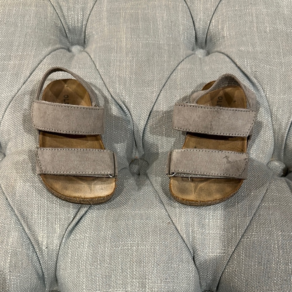 Old Navy Gray Kids Sandals